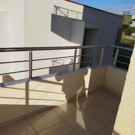 Durres Apartaments Апартаменты *